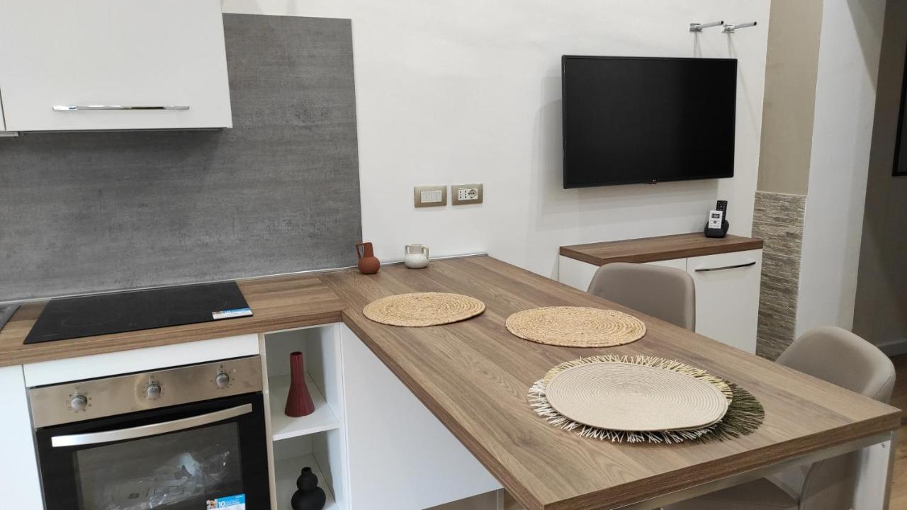 Marina Apartments กาตันซาโร ภายนอก รูปภาพ