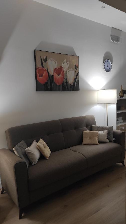 Marina Apartments กาตันซาโร ภายนอก รูปภาพ